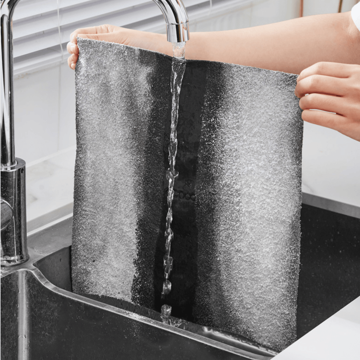 Ultra Absorbent & Reusable Magic Cleaning Cloth (5 Pcs)